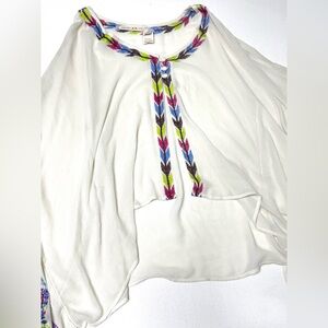 Chelsea & Violet Boho Embroidered Cream Blouse with Dolman Sleeves Size Medium